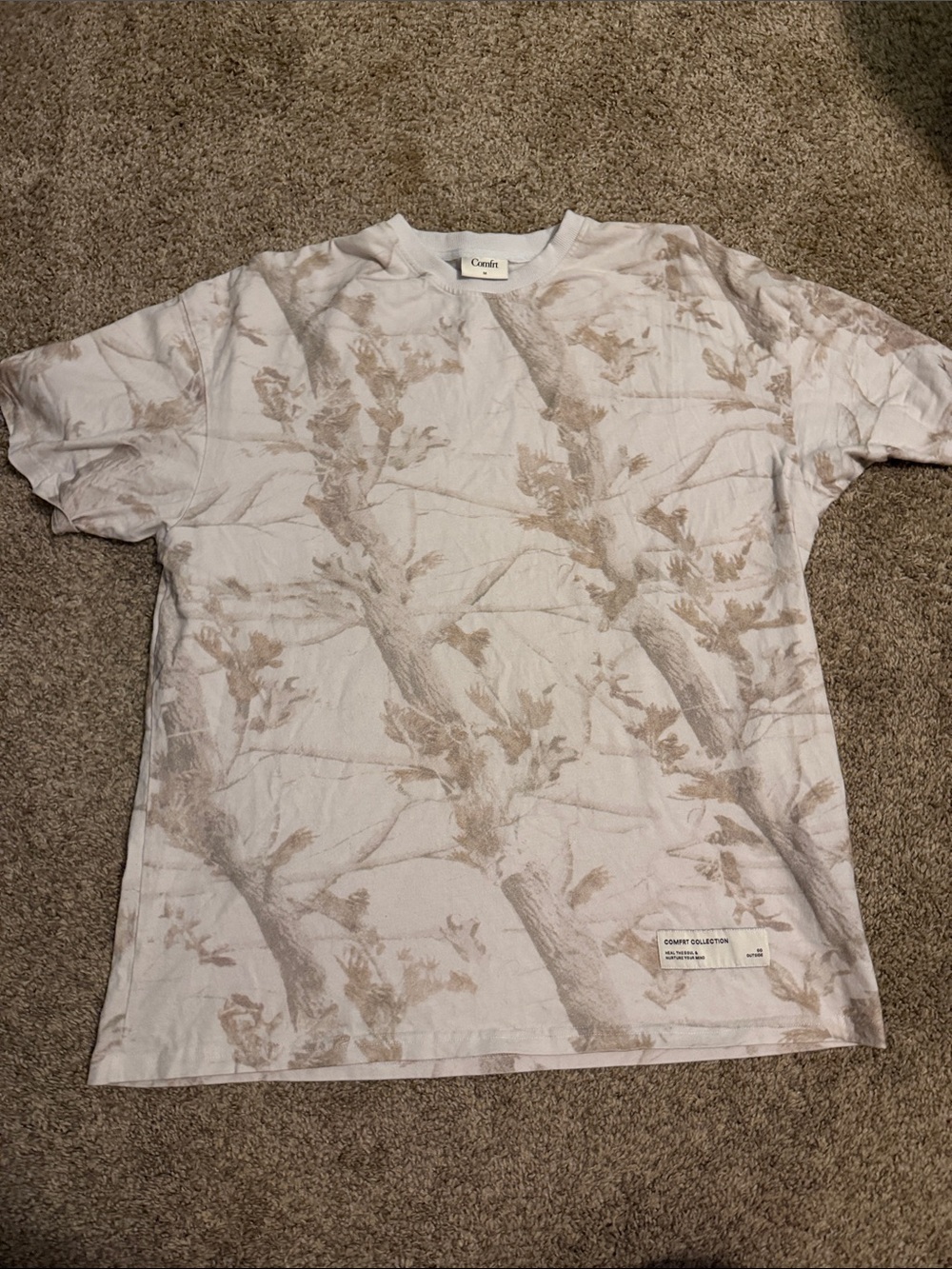 Comfrt Collection camo tee White Oak oversized